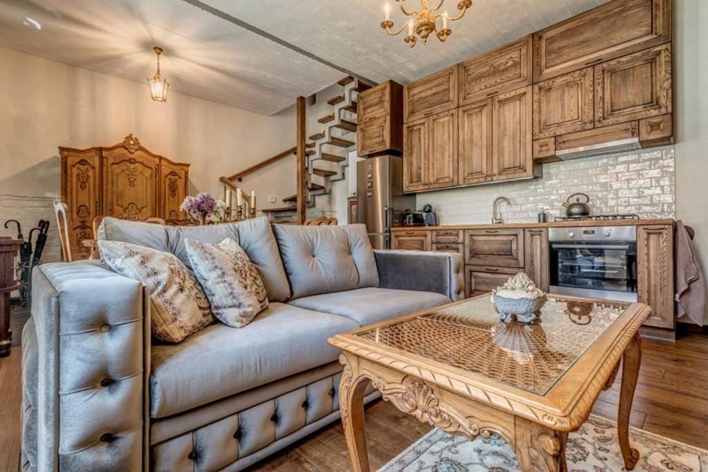 Апартаменты House of Nobles with personal terrace in Užupis Вильнюс-53