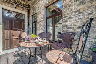 Апартаменты House of Nobles with personal terrace in Užupis Вильнюс Апартаменты с 2 спальнями-14