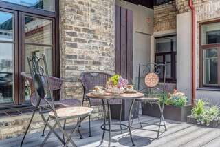 Апартаменты House of Nobles with personal terrace in Užupis Вильнюс Апартаменты с 2 спальнями-16