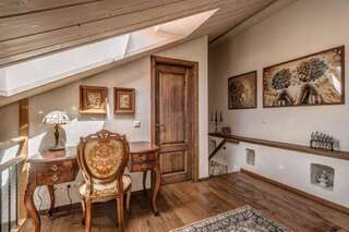 Апартаменты House of Nobles with personal terrace in Užupis Вильнюс Апартаменты с 2 спальнями-21