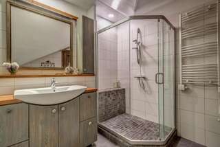 Апартаменты House of Nobles with personal terrace in Užupis Вильнюс Апартаменты с 2 спальнями-5