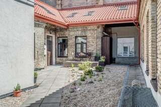 Апартаменты House of Nobles with personal terrace in Užupis Вильнюс Апартаменты с 2 спальнями-76